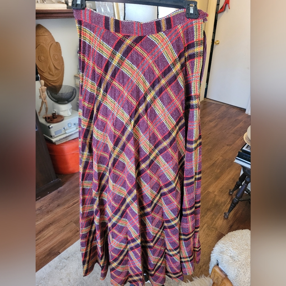 Vintage 70s Pleated Wool Long Skirt